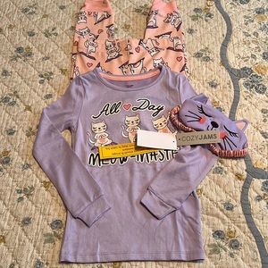 COZY JAMS GIRLS CAT PAJAMAS WITH EYE MASK…NWT…SZ 5…POLYESTER AND SPANDEX…CUTE!!!